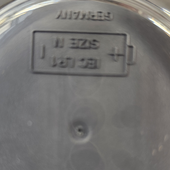 Mikasa Lead Crystal Mantel Clock-Spiral Crescent Style VTG grannycore - Picture 2 of 2